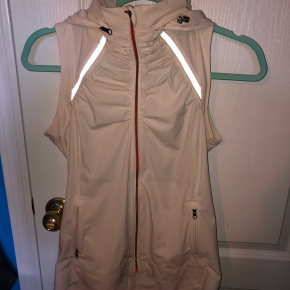 lululemon athletica Jackets & Blazers - lululemon reflective vest